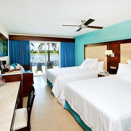 Hotel Premium Level At Barcelo Bavaro Palace Exterior foto